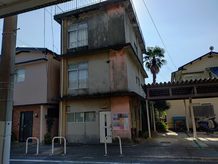 静岡県伊東市鎌田：南伊東駅 徒歩1分 宅地 の土地情報です。